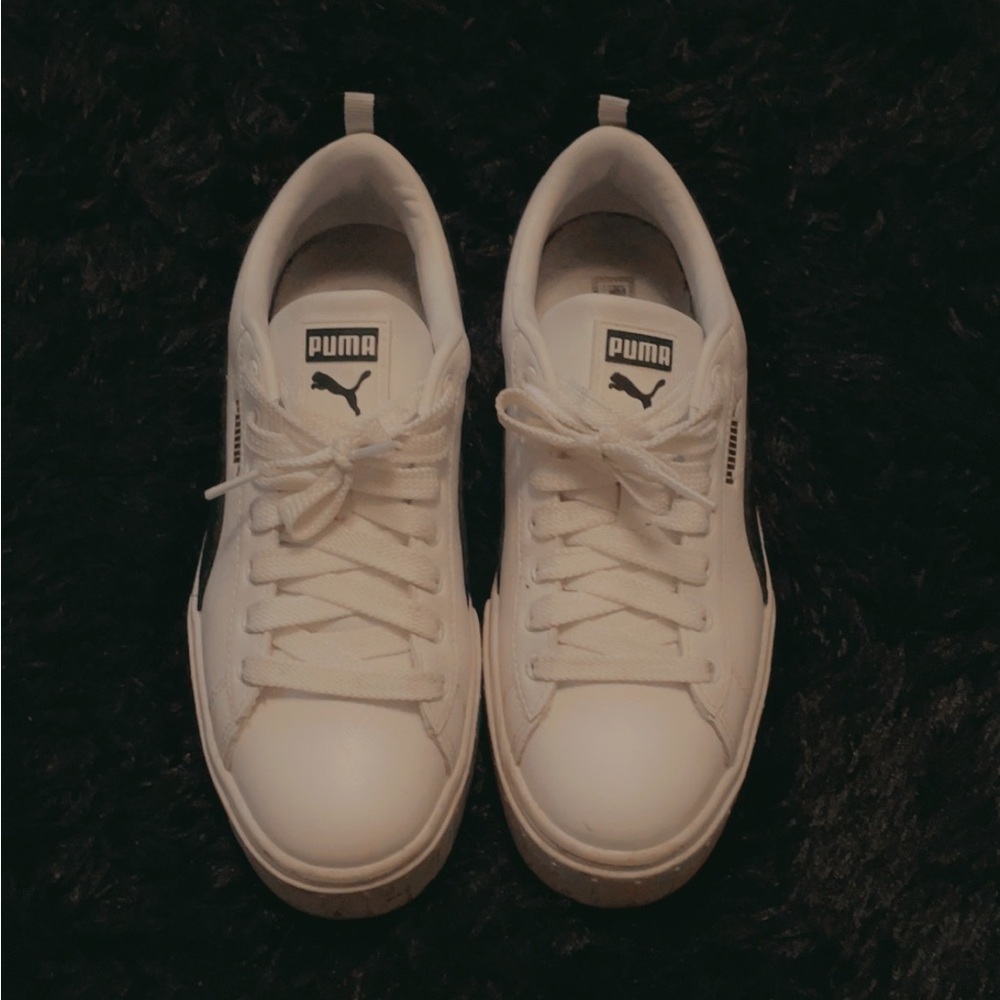 Women’s Puma Mayze Leather Platform Sneakers